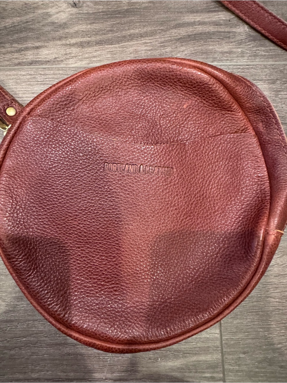 Portland pebbled leather Round Crossbody Bag Brown, preowned